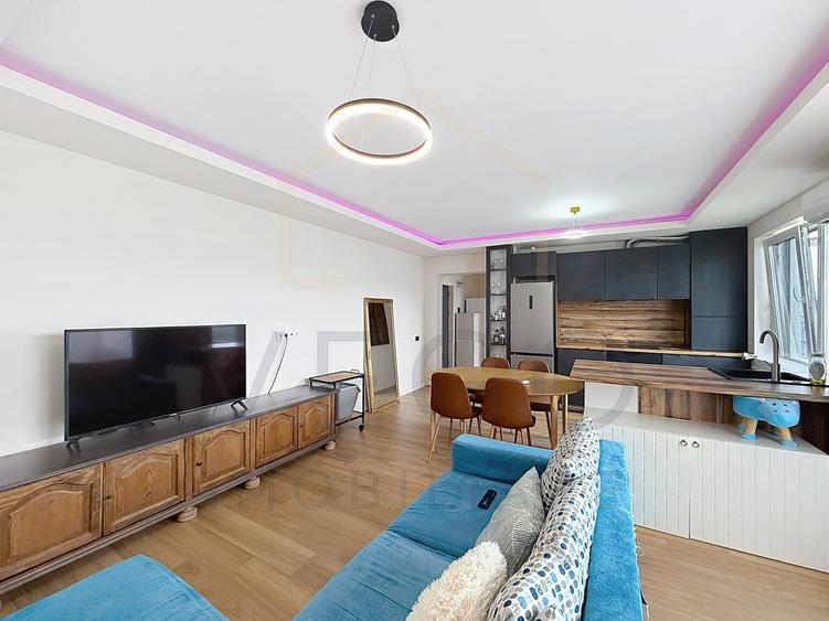 Apartament cu 2 camere semidecomandat, mobilat în Florești