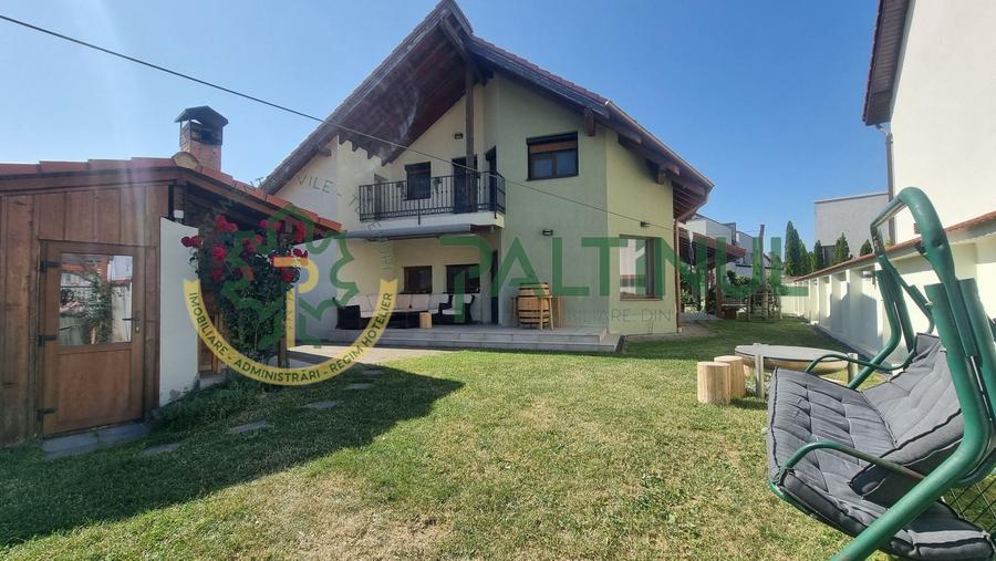 Casă individuală cu 5 camere cu Canalizare în Șelimbăr