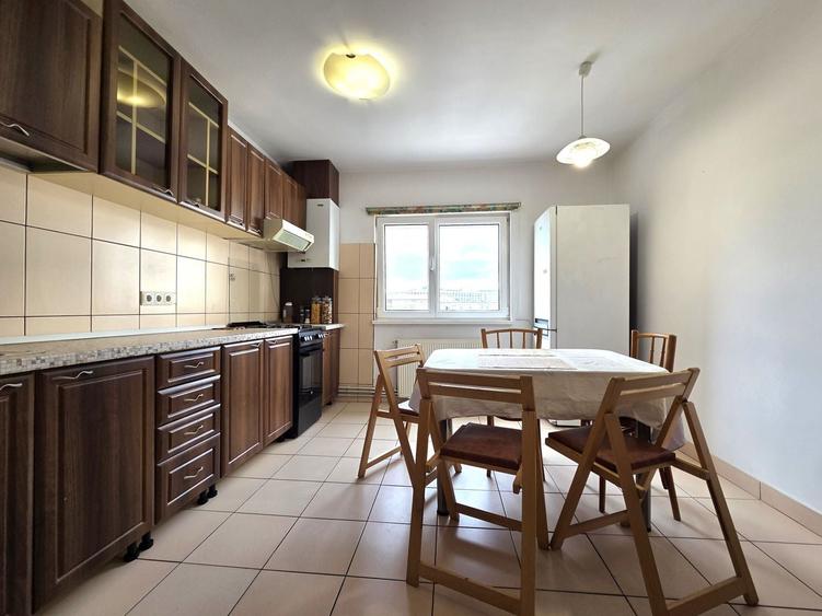 Apartament cu 2 camere decomandat, mobilat în Mărăști