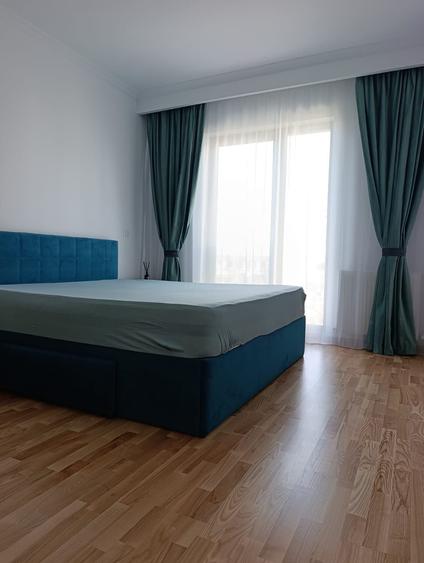 Apartament cu 3 camere decomandat în Cocorăștii Mislii