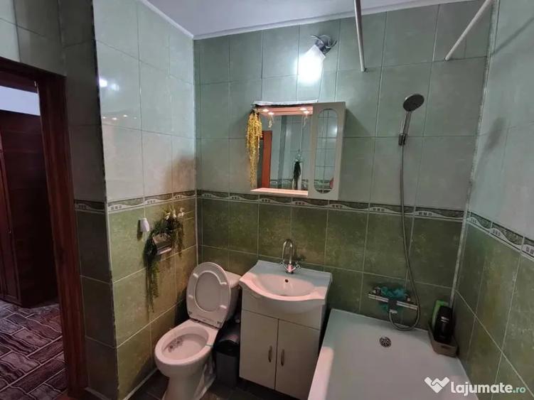 Apartament cu 2 camere decomandat în Burdujeni