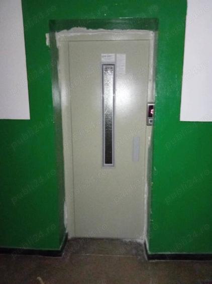 Apartament cu 3 camere semidecomandat în Câmpina