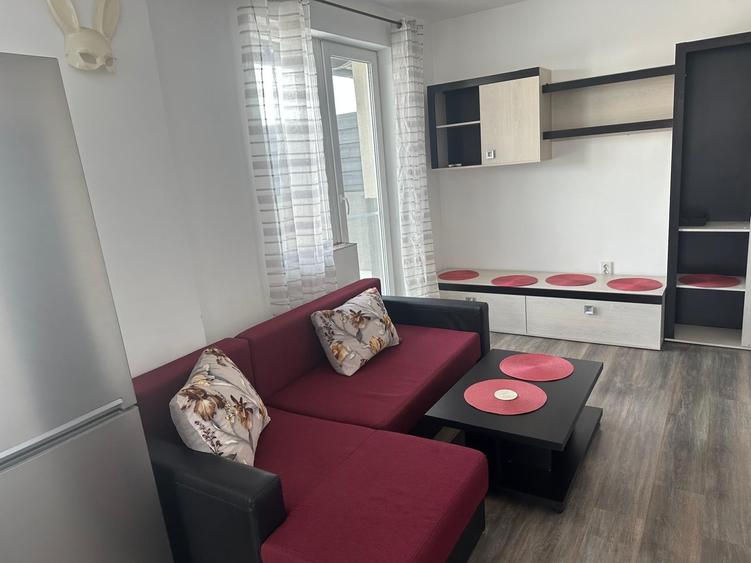 Apartament cu 2 camere semidecomandat în Florești