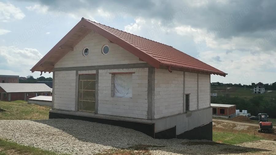 Casă cu Teren 300 Mp în Cordău
