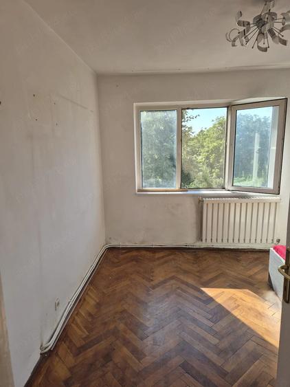 proprietar vand apartamen 3 camere Romanilor - 4