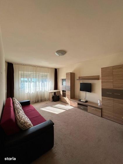 Apartament cu 2 camere decomandat în Lipovei