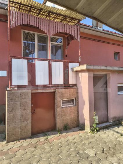 Casă cu 5 camere cu Teren 1325 Mp în Central