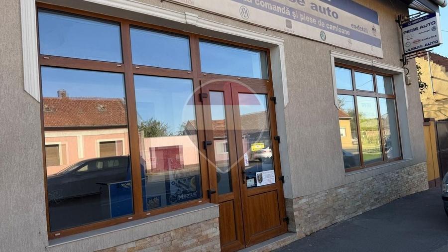Spațiu comercial, de 60 mp, în Episcopia Bihorului