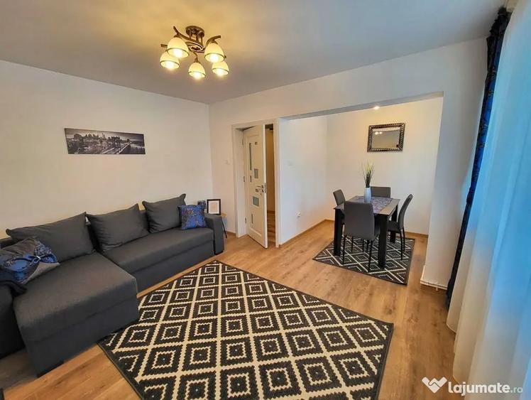 Apartament cu 2 camere decomandat în Central