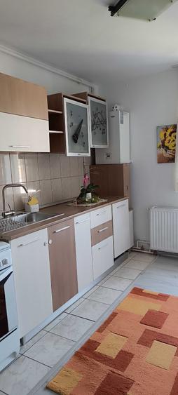 Apartament cu 2 camere decomandat în Tudor