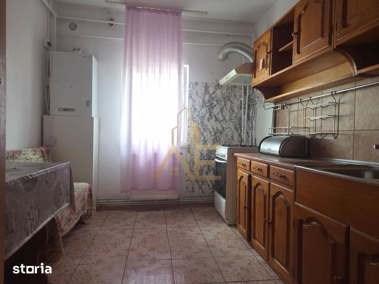 Apartament cu 2 camere semidecomandat în Republicii
