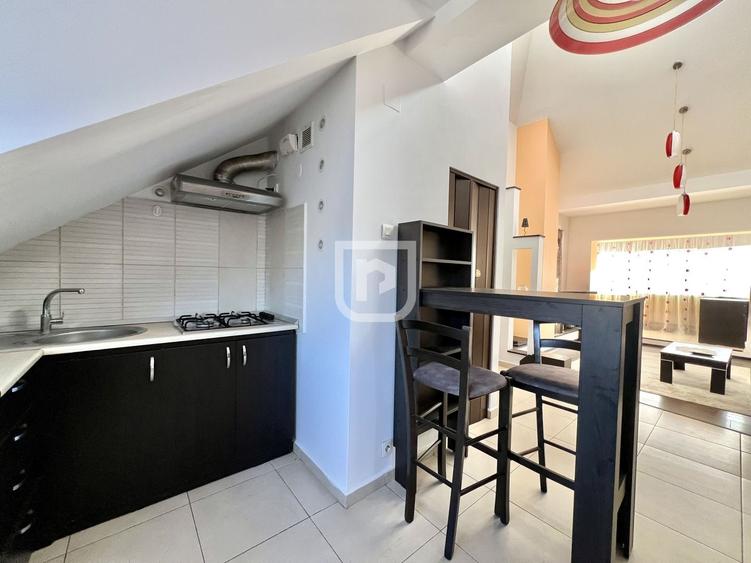 Apartament cu 3 camere semidecomandat, mobilat în Ultracentral