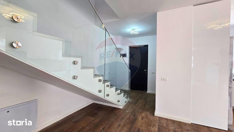 Casă cu 4 camere cu Teren 187 Mp în Tunari