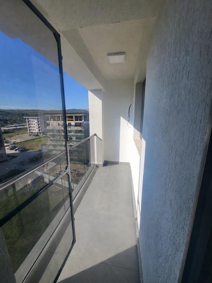 Apartament cu 2 camere semidecomandat în Vișani