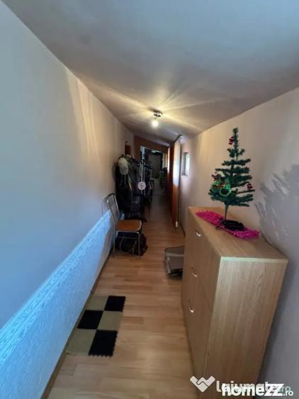 Casă cu 3 camere cu Teren 821 Mp în Central