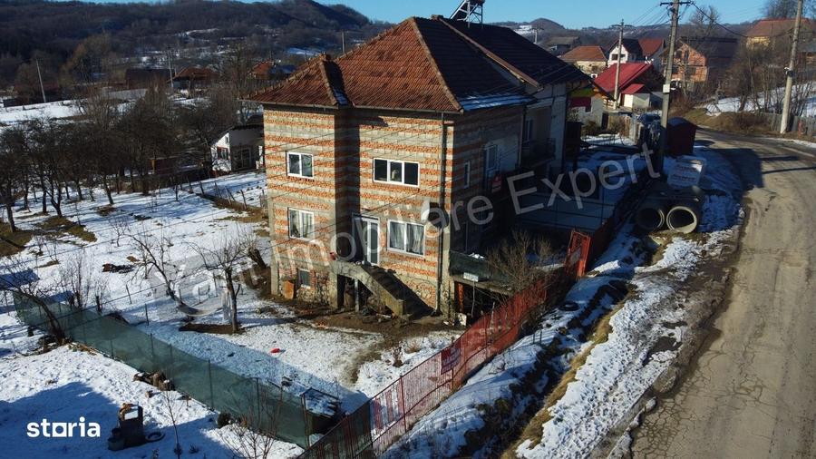 Casă cu 3 camere în Vernești