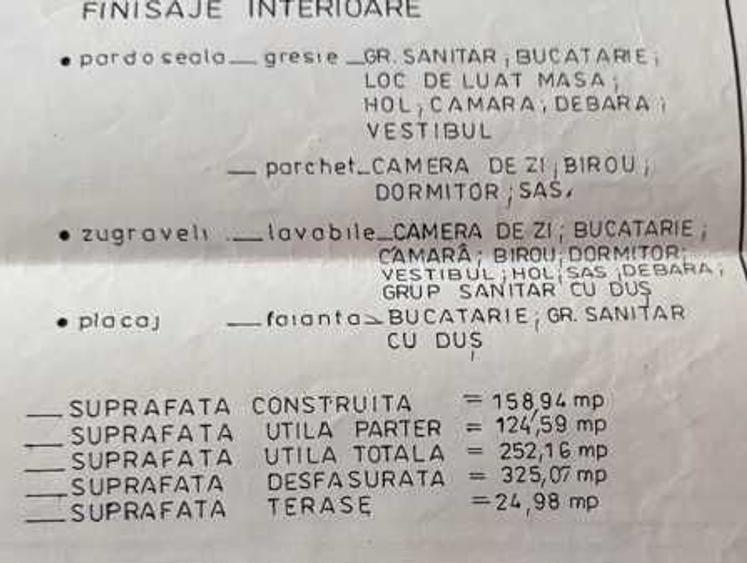 Casă cu 4 camere în Rahova