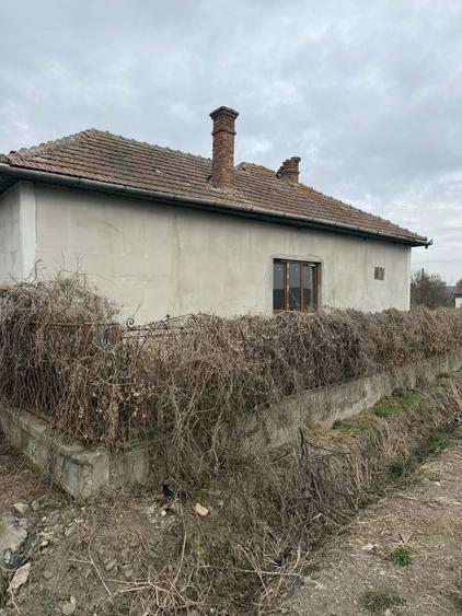 Casă cu 2 camere în Unirea