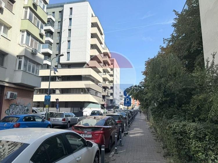 Apartament cu 2 camere semidecomandat în Basarab