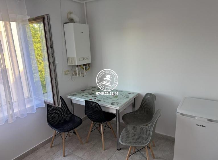 Apartament cu 2 camere decomandat în Valea Adâncă