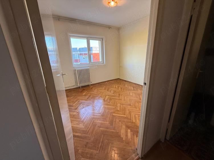 Apartament cu 3 camere decomandat în Grigorescu