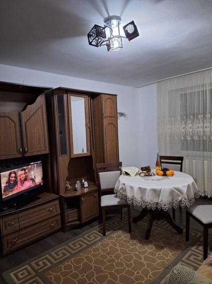 Apartament cu 2 camere decomandat în Sud