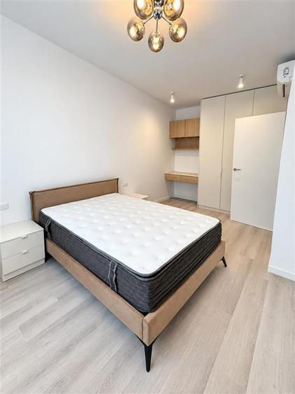 Casă cu 5 camere cu Canalizare în Pipera