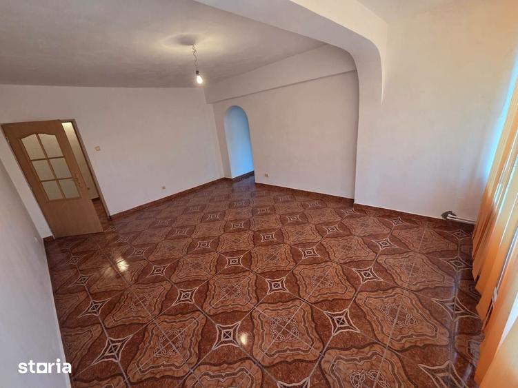 Apartament cu 3 camere în Vest