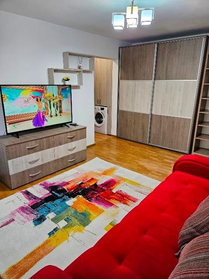 Apartament cu 2 camere semidecomandat, mobilat în Lujerului