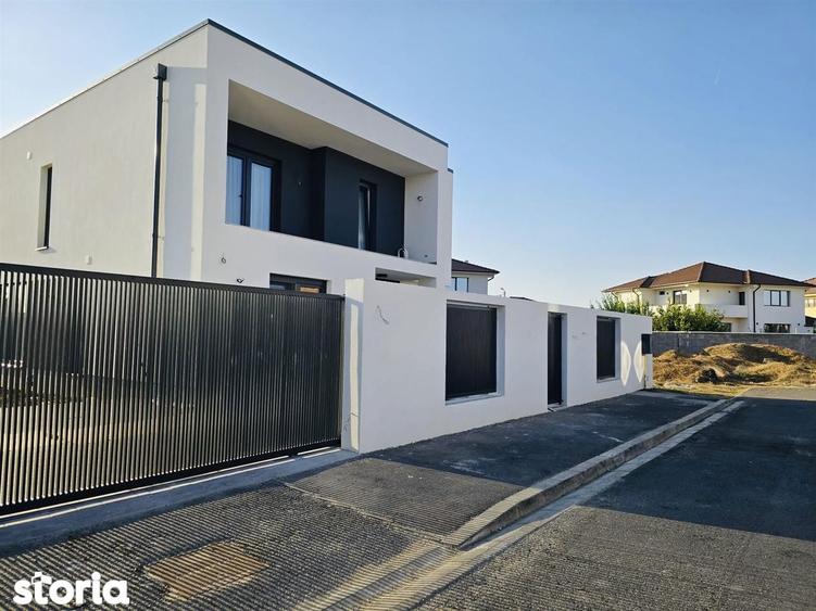 Casa de vanzare P+E Sanmartin Beverly- Hills - 2