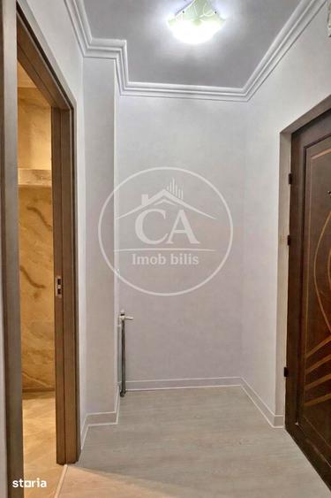 Garsonieră decomandată în Decebal