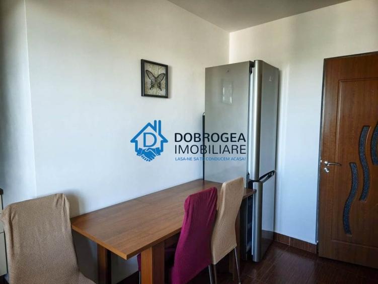 Apartament cu 2 camere decomandat, mobilat în Spitalului