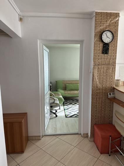 Apartament cu 3 camere decomandat, mobilat în Gheorgheni