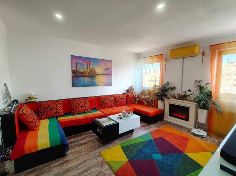 Apartament cu 2 camere semidecomandat în Unirii