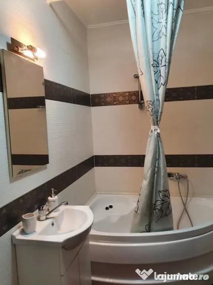 Apartament cu 2 camere semidecomandat în Soarelui
