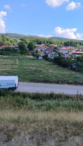 Teren de 1218 mp, în Central