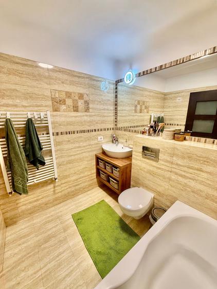 Apartament cu 2 camere decomandat în Cug