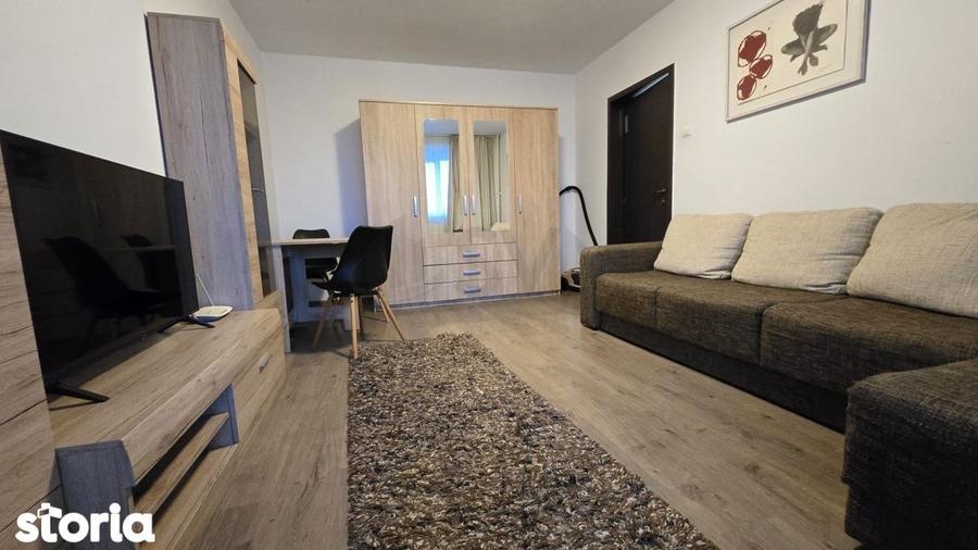 Apartament cu 2 camere, mobilat în Cantemir