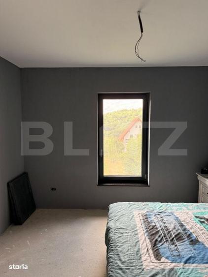Casă cu 4 camere cu Teren 4150 Mp în Cheile Râșnoavei