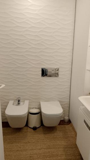 Apartament cu 3 camere decomandat în Băneasa