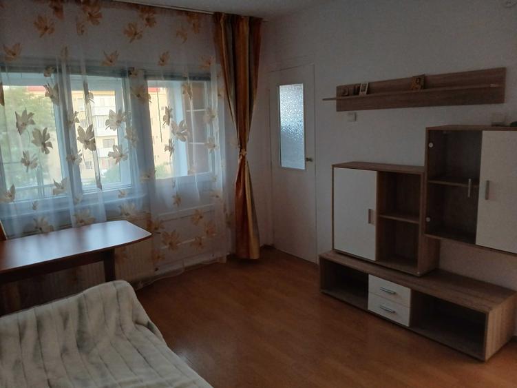 Proprietar inchiriez garsoniera in Timisoara- zona Girocului - 2