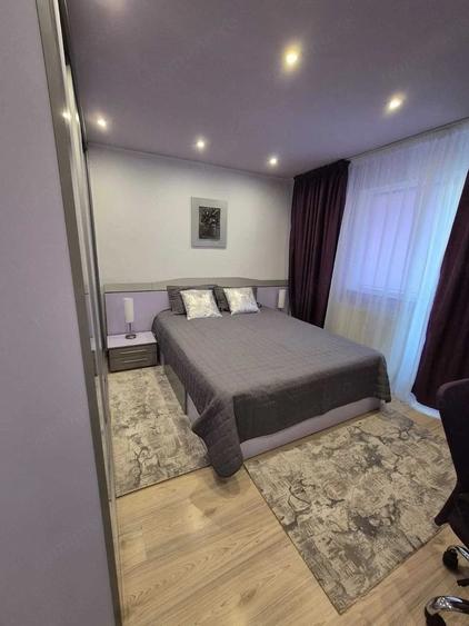 Apartament cu 3 camere decomandat în Eroii Revoluției