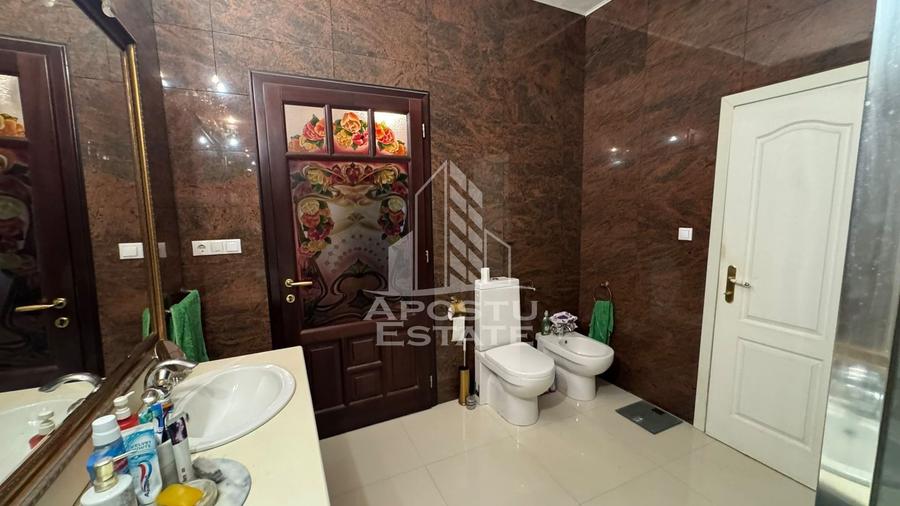 Casă individuală cu 3 camere cu Canalizare în Girocului