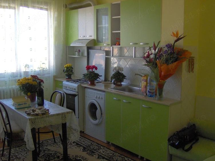 Garsonieră decomandată în Gruia
