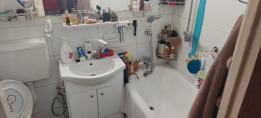 Apartament cu 3 camere decomandat în Brâncoveanu