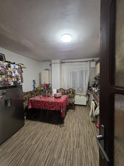 Apartament cu 4 camere decomandat în Brazda lui Novac