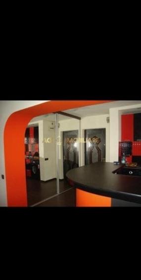 Apartament cu 3 camere semidecomandat, mobilat în Obor