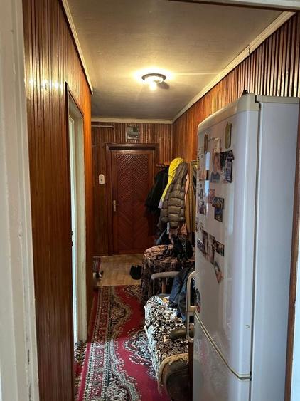 Apartament cu 2 camere decomandat în Precista