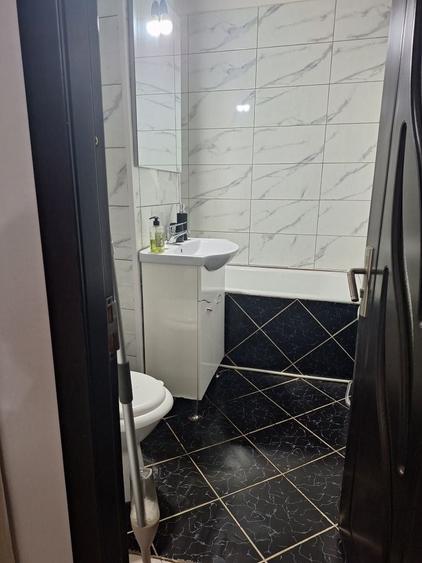 Apartament cu 2 camere decomandat în Turcinești
