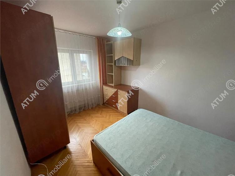 Apartament 4 camere decomandate balcon in zona Mihai Viteazu Sibiu - 2